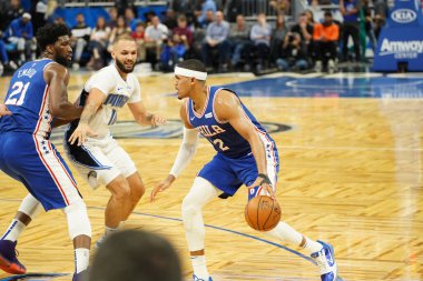 Orlando Magic 27 Aralık 2019 Cuma günü Orlando, Florida 'daki Amway Arena' da Philadelphia 76ers 'a ev sahipliği yapıyor..