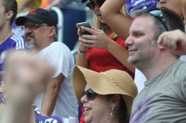 Orlando Pride 22 Nisan 2017 'de Orlando City Stadyumu' nda Washington Spirit 'e ev sahipliği yaptı..  