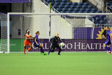 Orlando Pride sunucusu Houston Dash 23 Haziran 2016 'da Orlando Florida' daki Dünya Kampı Stadyumu 'nda..