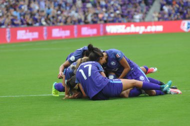 Orlando Pride 22 Nisan 2017 'de Orlando City Stadyumu' nda Washington Spirit 'e ev sahipliği yaptı..  