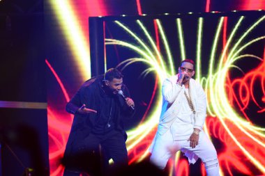 Baba Yankee ve Don Omar 7 Ağustos 2016 'da Orlando Florida' daki Amway Center 'da konser verdiler.. 