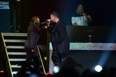 Baba Yankee ve Don Omar 7 Ağustos 2016 'da Orlando Florida' daki Amway Center 'da konser verdiler..  