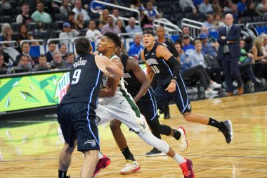 Orlando Magic, Orlando, Florida, ABD 'deki Amway Center' da Milwaukee Bucks 'a ev sahipliği yapıyor. 1 Kasım 2019.  