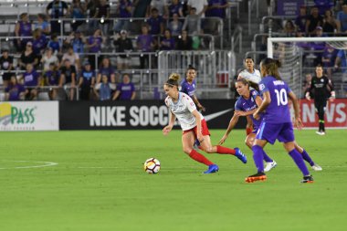 Orland Pride, 25 Ağustos 2018 'de Orlando Florida' daki Exploria Stadyumu 'nda Chicago Red Stars' a ev sahipliği yapıyor..  