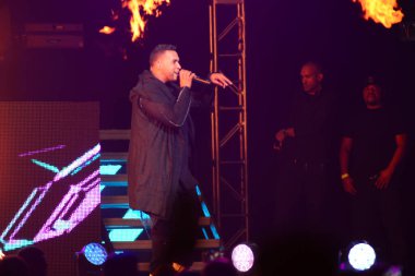 Baba Yankee ve Don Omar 7 Ağustos 2016 'da Orlando Florida' daki Amway Center 'da konser verdiler..  