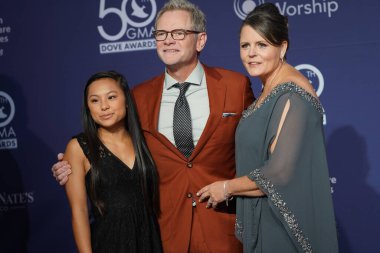 15 Ekim 2019 'da Nashville, Tennessee' deki Linbscome Üniversitesi 'nde verilen 50. GMA Dove Ödülleri sırasında kırmızı halı. 