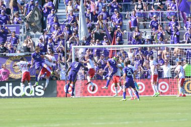 Orlando City SC, 9 Nisan 2019 'da Orlando, Florida' daki Citrus Bowl 'da New York Red Bulls' a ev sahipliği yapıyor.. 