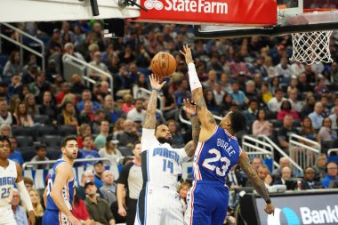 Orlando Magic 27 Aralık 2019 Cuma günü Orlando, Florida 'daki Amway Arena' da Philadelphia 76ers 'a ev sahipliği yapıyor..