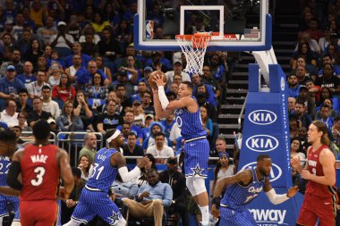 Orlando Magic 17 Ekim 2018 'de Orlando Florida' daki Amway Center 'da Miami Heat' i sunar..  