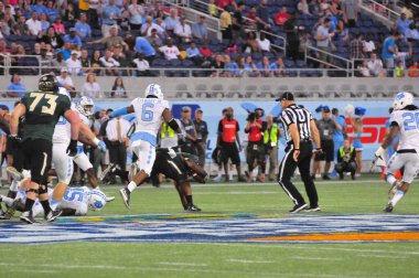 Kuzey Carolina 29 Aralık 2015 tarihinde Orlando Florida 'daki Kamp Dünya Stadyumu' nda oynanan Russell Atletizm Kupası 'nda Baylor ile karşılaşacak.. 