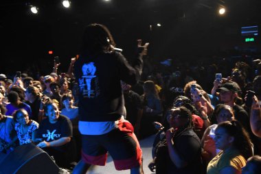 Crossover Kilisesi, 6 Ekim 2018 'de Tampa Florida' daki Crossover Kilisesi 'nde iki yıllık lezzet festivaline ev sahipliği yapıyor.. 