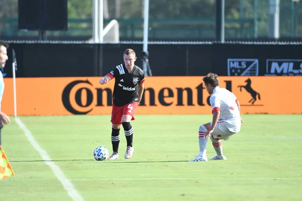 Toronto FC, 13 Temmuz 2020 tarihinde Orlando Florida 'da düzenlenen ESPN Wild World of Sports' ta düzenlenen MLS Back Tournament sırasında D.C. United ile karşı karşıya geldi..  