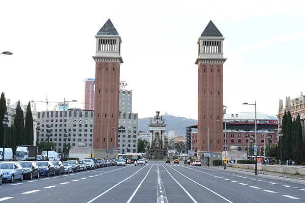 古城建筑立面 城市景观 主广场的美丽景色 — 图库照片