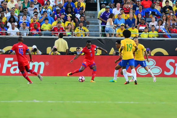 Brezilya, 8 Haziran 2016 tarihinde Orlando Florida 'daki Copa America Centenario' da Haiti ile karşılaştı..