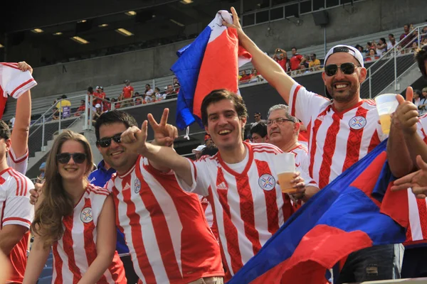Kosta Rika, Copa America Centenario sırasında Paraguay ile Orlando Florida 'daki Dünya Kampı Stadyumu' nda karşılaştı..  