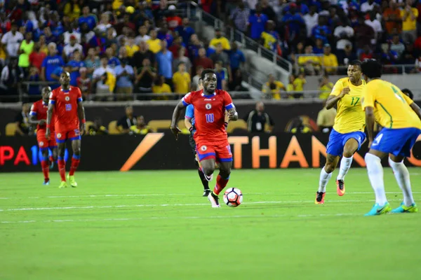 Brezilya, 8 Haziran 2016 tarihinde Orlando Florida 'daki Copa America Centenario' da Haiti ile karşılaştı..