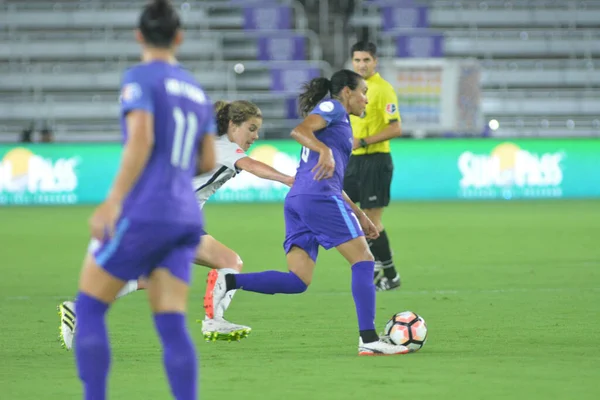 Orlando Pride 12 Ağustos 2017 'de Orlando City Stadyumu' nda New Jersey Sky Blue FC 'ye ev sahipliği yapmaktadır..  