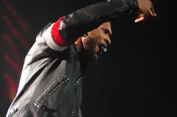 Singer Usher Performs Amway Center Orlando Florida December 2014 — Stock Photo, Image