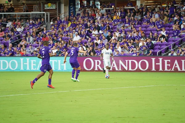 Orlando City SC, 19 Haziran 2019 Çarşamba günü Orlando 'daki Exploria Stadyumu' nda düzenlenen ABD Açık Kupası sırasında New England Devrimi 'ne ev sahipliği yaptı. 