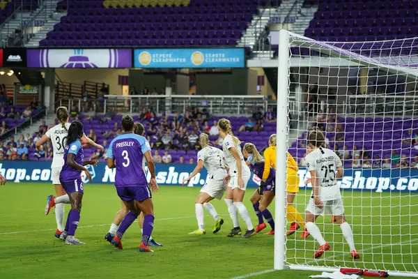 Foto Prides, 11 Mayıs 2019 Cumartesi günü Orlando City Stadyumu 'nda Portland Thorns FC' ye ev sahipliği yapıyor.. 