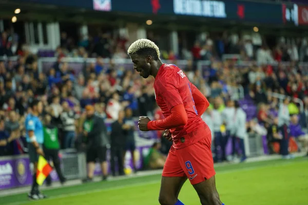 Amerikan Futbol Takımı 15 Kasım 2019 Cuma günü Orlando Florida 'daki Exploria Stadyumu' nda oynanan Concacaf Uluslar Ligi karşılaşmasında Kanada 'ya ev sahipliği yapmaktadır.