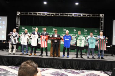 Basın Konferansı futbolcularının görüntüsü