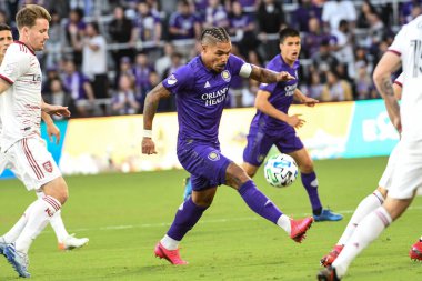Orlando City SC oyuncusu Junior Urso # 11, 29 Şubat 2020 'de Exploria Stadyumu' nda pas aldı..  