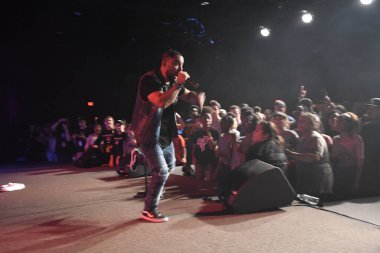 Crossover Kilisesi, 6 Ekim 2018 'de Tampa Florida' daki Crossover Kilisesi 'nde iki yıllık lezzet festivaline ev sahipliği yapıyor..  