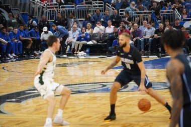 Orlando Magic, Orlando, Florida, ABD 'deki Amway Center' da Milwaukee Bucks 'a ev sahipliği yapıyor. 1 Kasım 2019.  