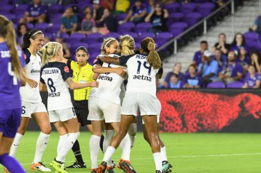 Orlando Pride, 23 Mayıs 2018 'de Orlando Florida' daki Exploria Stadyumu 'nda Kuzey Carolina Cesareti' ne ev sahipliği yapmaktadır..  