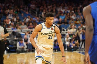 Orlando Magic, 8 Şubat 2020 tarihinde Orlando Florida 'daki Amway' de Milwaukee Bucks 'a ev sahipliği yaptı..  