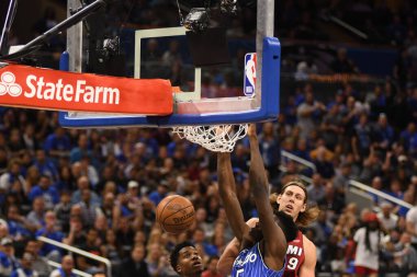 Orlando Magic 17 Ekim 2018 'de Orlando Florida' daki Amway Center 'da Miami Heat' i sunar..