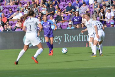 Orlando Pride 14 Nisan 2019 'da Orlando City Stadyumu' nda Portand Thorns 'a ev sahipliği yapıyor.