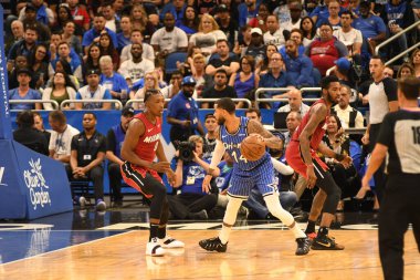 Orlando Magic 17 Ekim 2018 'de Orlando Florida' daki Amway Center 'da Miami Heat' i sunar..  