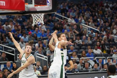 Orlando Magic, Orlando, Florida, ABD 'deki Amway Center' da Milwaukee Bucks 'a ev sahipliği yapıyor. 1 Kasım 2019.  