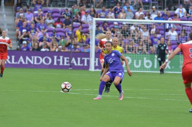 Orlando Pride 22 Nisan 2017 'de Orlando City Stadyumu' nda Washington Spirit 'e ev sahipliği yaptı.. 