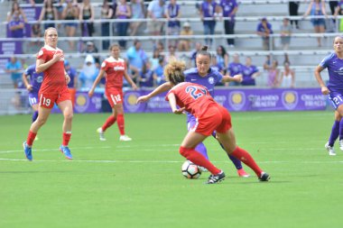 Orlando Pride 22 Nisan 2017 'de Orlando City Stadyumu' nda Washington Spirit 'e ev sahipliği yaptı..  