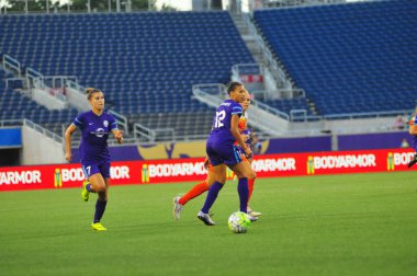 Orlando Pride sunucusu Houston Dash 23 Haziran 2016 'da Orlando Florida' daki Dünya Kampı Stadyumu 'nda..