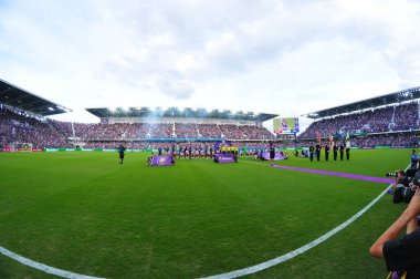 Orlando City, 5 Mart 2017 'de Orlando City Stadyumu' nda NYC FC 'ye ev sahipliği yaptı..  