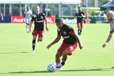 Toronto FC, 13 Temmuz 2020 tarihinde Orlando Florida 'da düzenlenen ESPN Wild World of Sports' ta düzenlenen MLS Back Tournament sırasında D.C. United ile karşı karşıya geldi.