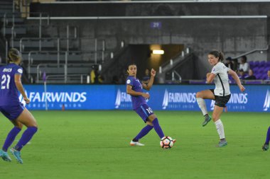Orlando Pride 12 Ağustos 2017 'de Orlando City Stadyumu' nda New Jersey Sky Blue FC 'ye ev sahipliği yapmaktadır..  