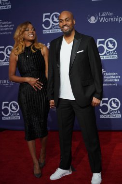 15 Ekim 2019 'da Nashville, Tennessee' deki Linbscome Üniversitesi 'nde verilen 50. GMA Dove Ödülleri sırasında kırmızı halı. 