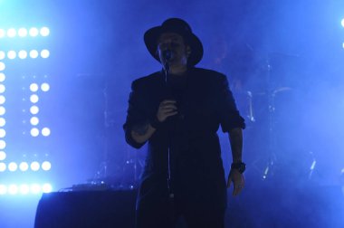 Christian Rock Bands Audio Adrenaline ve Kutless 23 Mart 2014 'te Osceola Sahne Sanatları Merkezi Kissimmee, FL' de sahne almaktadır..  