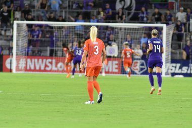 Orlando Pride 28 Haziran 2018 'de Orlando City Stadyumu' nda Houston Dash 'e ev sahipliği yaptı..  