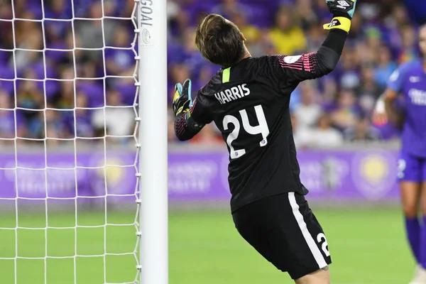 Orlando Pride 28 Haziran 2018 'de Orlando City Stadyumu' nda Houston Dash 'e ev sahipliği yaptı..  