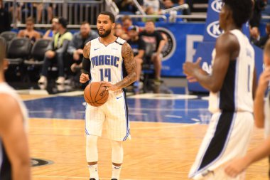 Orlando Magic 10 Ekim 2018 tarihinde Orlando Florda 'daki Amway Center' da Memphis Grizzilies 'e ev sahipliği yaptı.. 