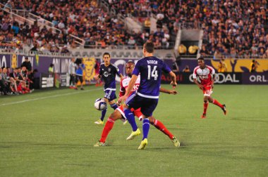 Orlando City SC, 8 Mayıs 2015 'te Florida' daki Kamp Dünyası Stadyumu 'nda Los Angeles Galaksisi' ne ev sahipliği yaptı.. 