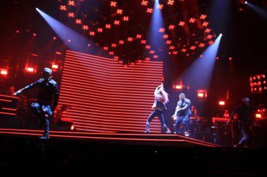 TransSibirya Orkestrası 14 Aralık 2014 'te Orlando Florida' daki Amway Center 'da konser verir.. 