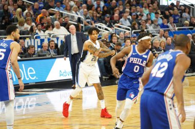 Orlando Magic 27 Aralık 2019 Cuma günü Orlando, Florida 'daki Amway Arena' da Philadelphia 76ers 'a ev sahipliği yapıyor..