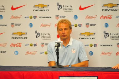 ABD Futbol Takımı 6 Eylül 2016 'da Jacksonville Florida EverBank Field' da Trinidad & Tobago 'ya ev sahipliği yaptı..  